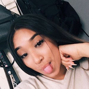 Meet your Posher, Karla